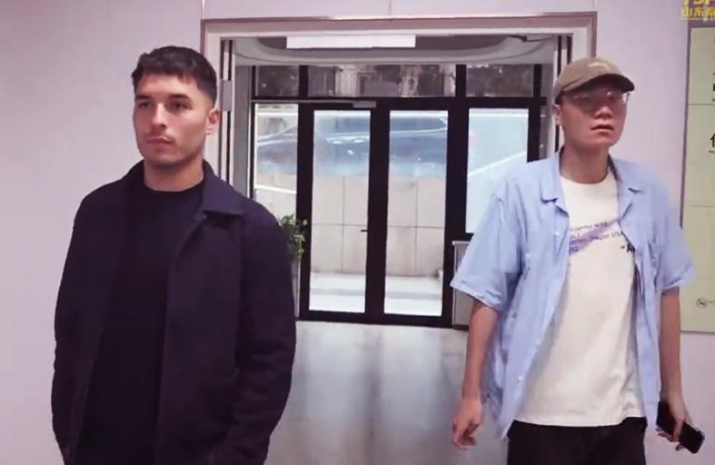 韦德体育网址-一个坑绊倒泰山多次!熬走老崔 解约洛佩斯陷僵局 你支持追责吗?