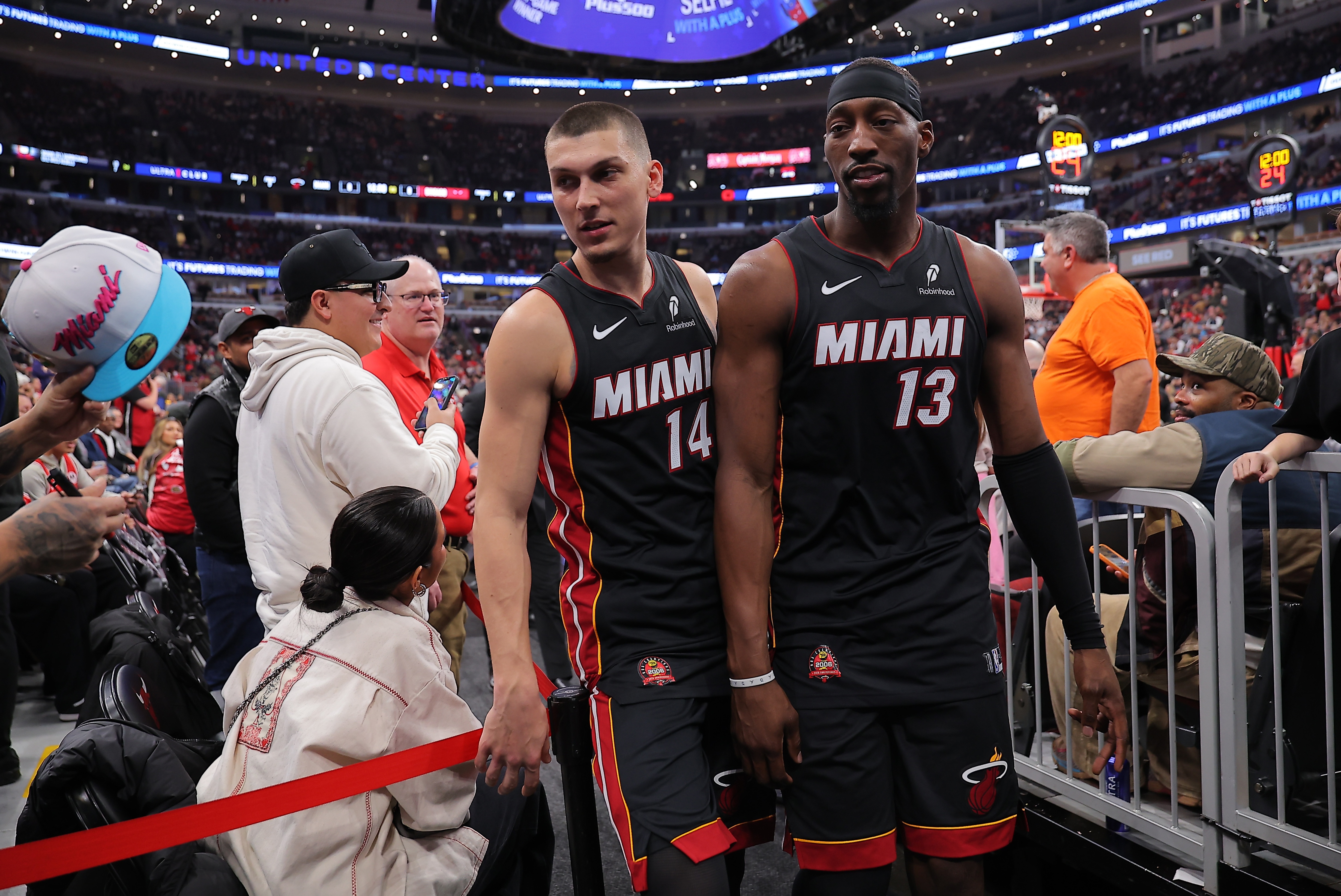 OD体育官方-29分！希罗：阿德巴约把所有小事都做好了 我们都知道他的能力