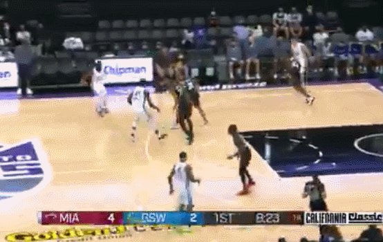 韦德体育网址-勇士双乐透首秀拿下高评分 赌城夏联他们继续练级