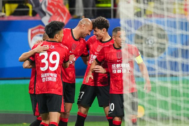 OD体育官网-重庆铜梁龙、辽宁铁人领跑积分榜，今年中超，轮到申花海港玩“逆袭”？|联赛|上海申花|上海海港|成都|蓉城_新浪新闻