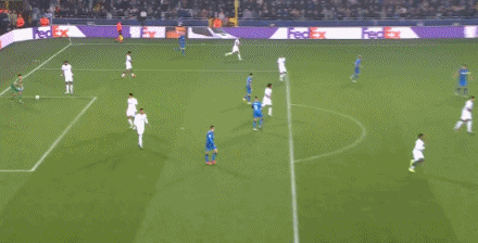 OD体育-欧冠已连续三年现手接球争议，裁判一次判点，两次无表示